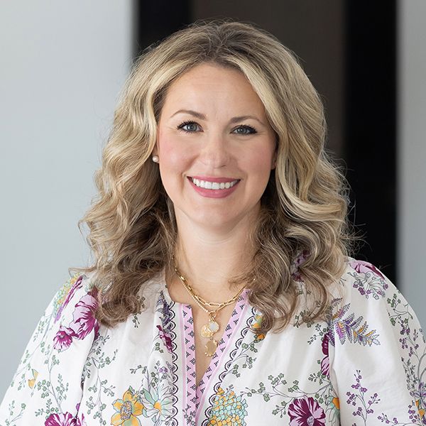 Juliana Van Eck, Realtor